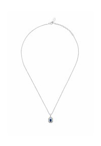 Collana di catena argento con pendente rettangolare in pietra blu, incastonato in un bordo in metallo testurizzato con piccole accentuazioni trasparenti.
