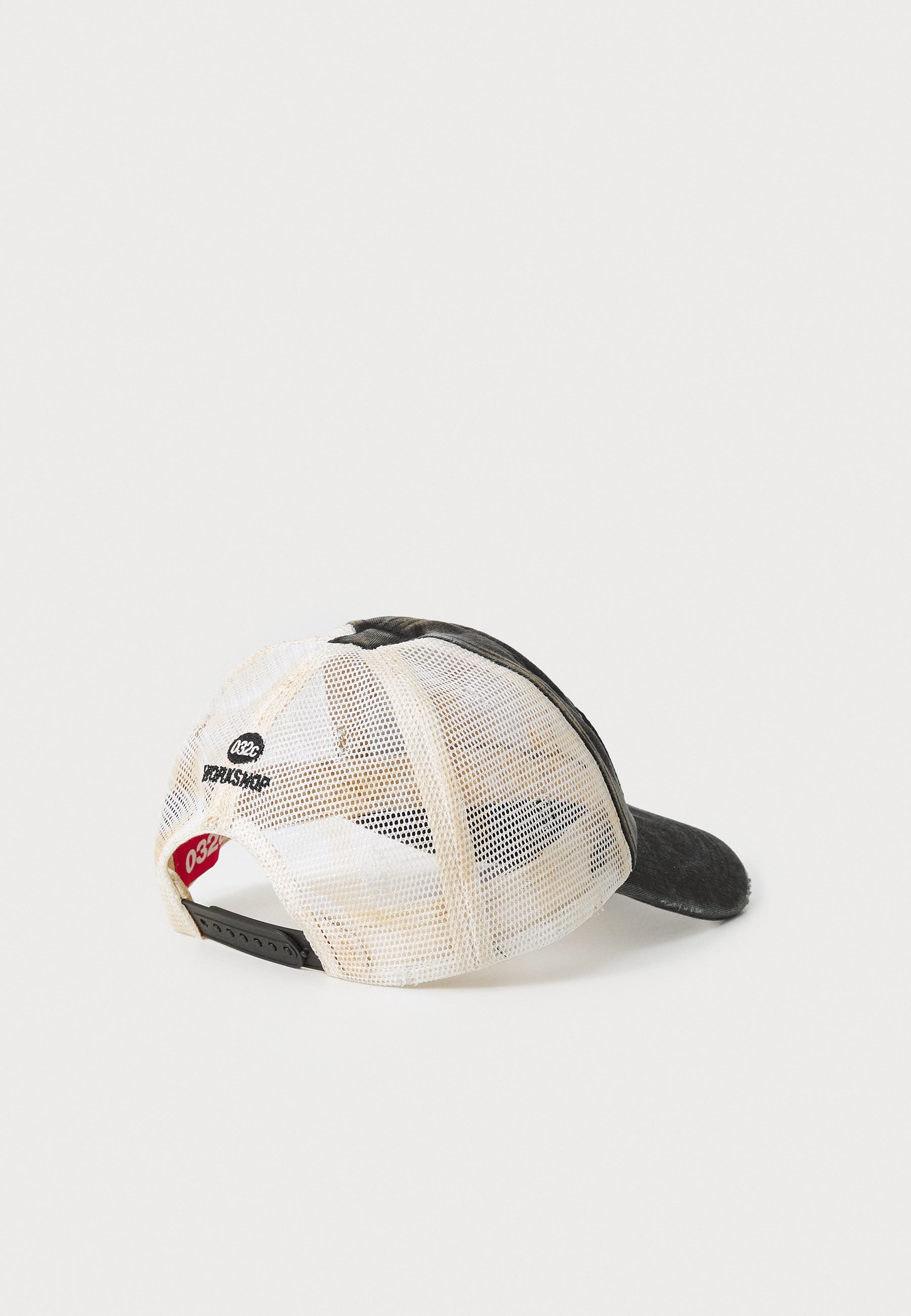 ★032c★ U LUCKY STRIKE CAP WASHED BLACK DIRTY WHITE MESH Lucky Strike Hat in Washed Black - 032c