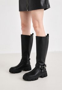 Non sélectionné, black