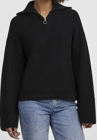 Pieces Sweter