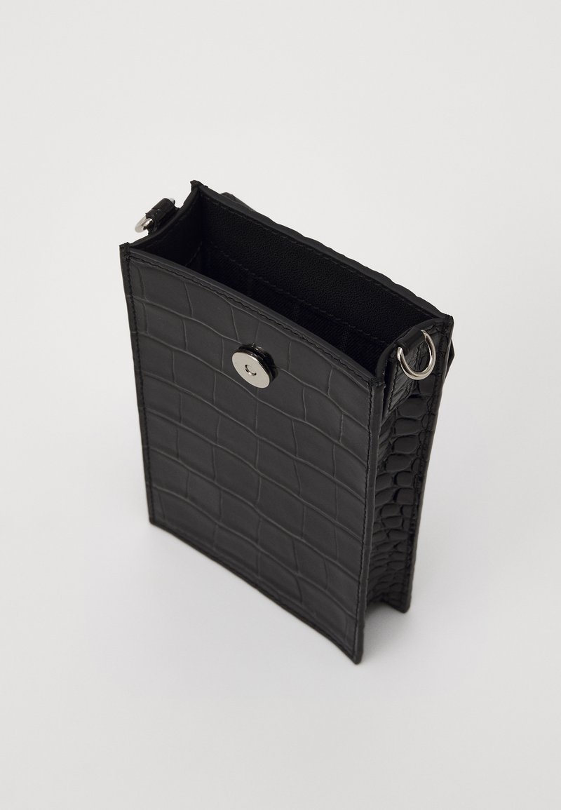 Vivienne Westwood PHONE BAG UNISEX - Phone pouch - black - Zalando.ie Vivienne Westwood PHONE BAG UNISEX - Phone pouch - black - Zalando.ie