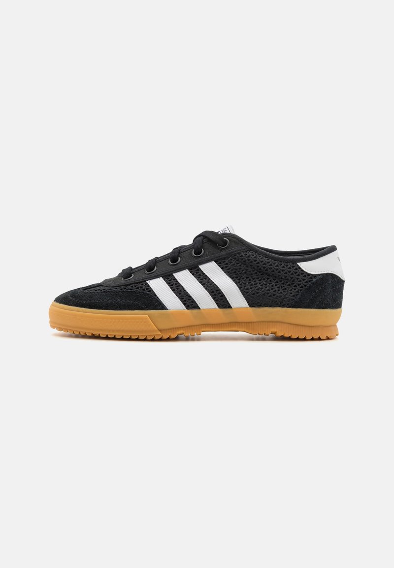 adidas Originals TISCHTENNIS - Treniņu apavi - core black/footwear white/crystal white