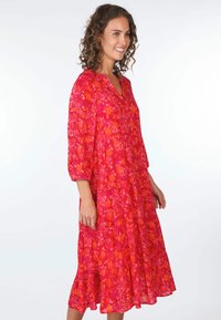 Sorgenfri Sylt SANNA - Freizeitkleid - rubin