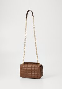 MICHAEL Michael Kors TRIBECA CHAIN - Rankinė - dark caramel