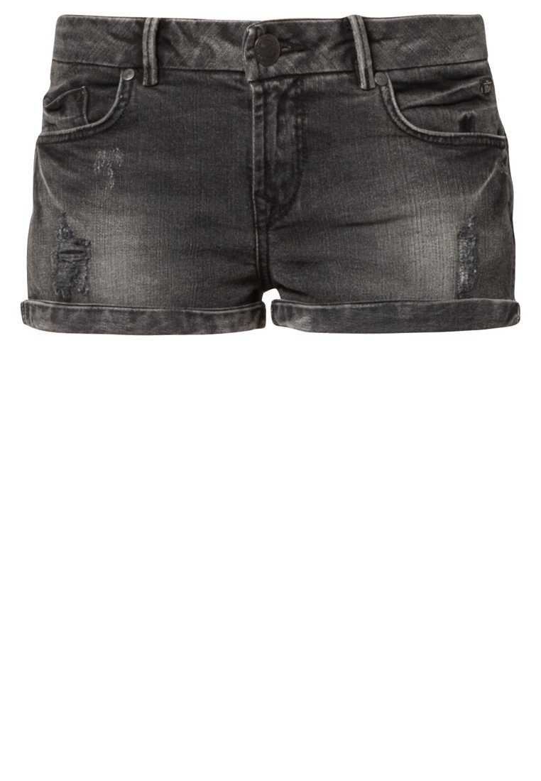 Zwarte spijkerbroek shorts met een versleten afwerking, voorzien van opgerolde hemden, vijf zakken en een knoopsluiting aan de voorkant.