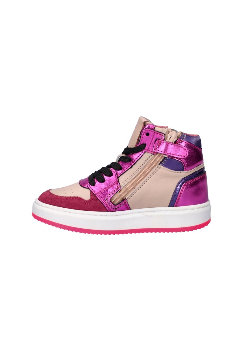 Hoge sneakers met een mix van synthetische materialen in roze, paars en beige. Heeft contrasterende texturen, ritssluitingen en een witte zool met een roze accent.