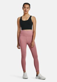 Under Armour MERIDIAN FITTED - Top - black