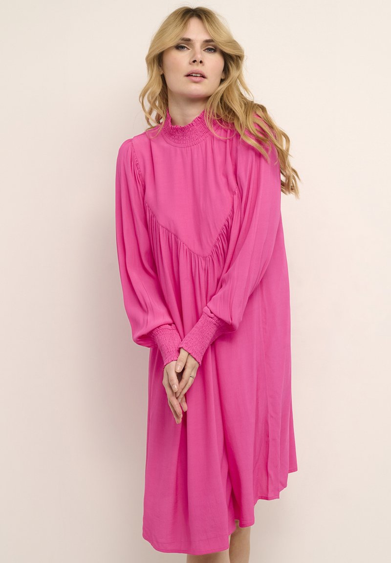 Culture CUDEBBIE Robe de jour fuchsia purple/violet ZALANDO.FR