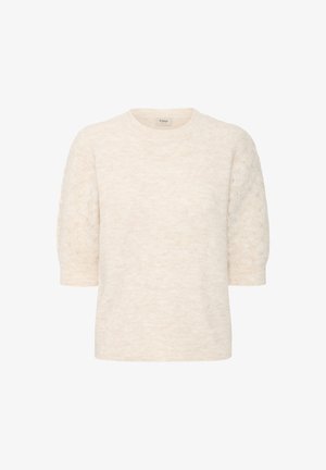 Pull en tricot beige clair à manches courtes, avec un motif de câble texturé sur les manches et un col rond.