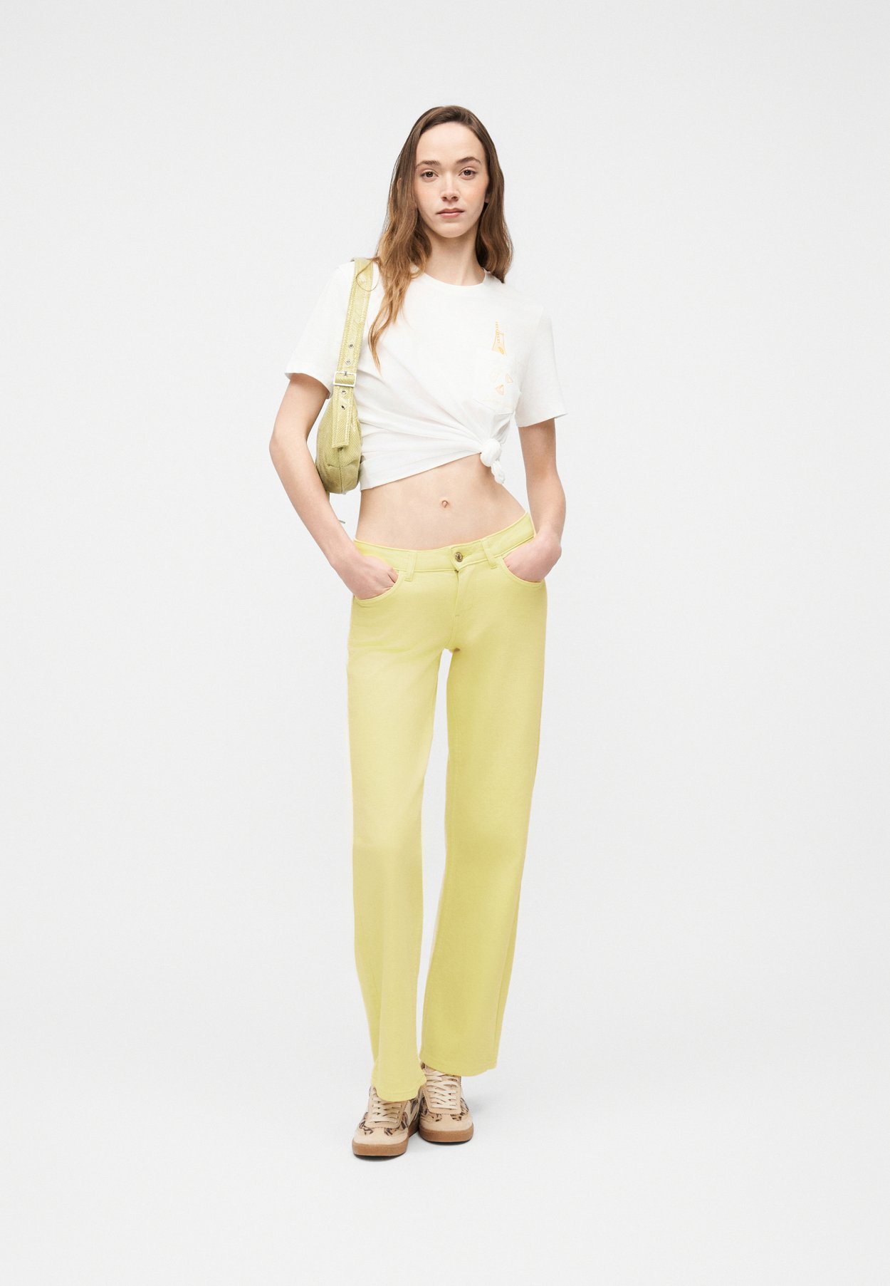 Wide-fit ONLJUDY Low waist Straight Fit