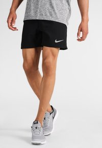 nike flex challenger shorts 5