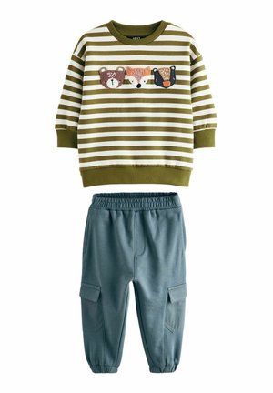 PLACEMENT PRINT UTILITY AND SET - Cargobyxor - green ecru stripe