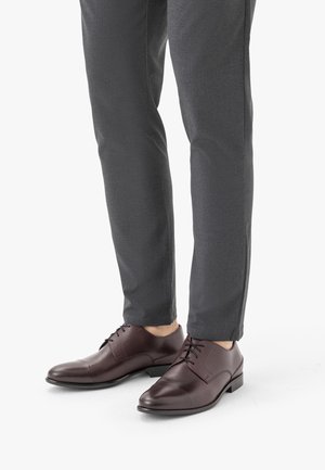 RYŁKO Business-Schnürer - bordeaux melange