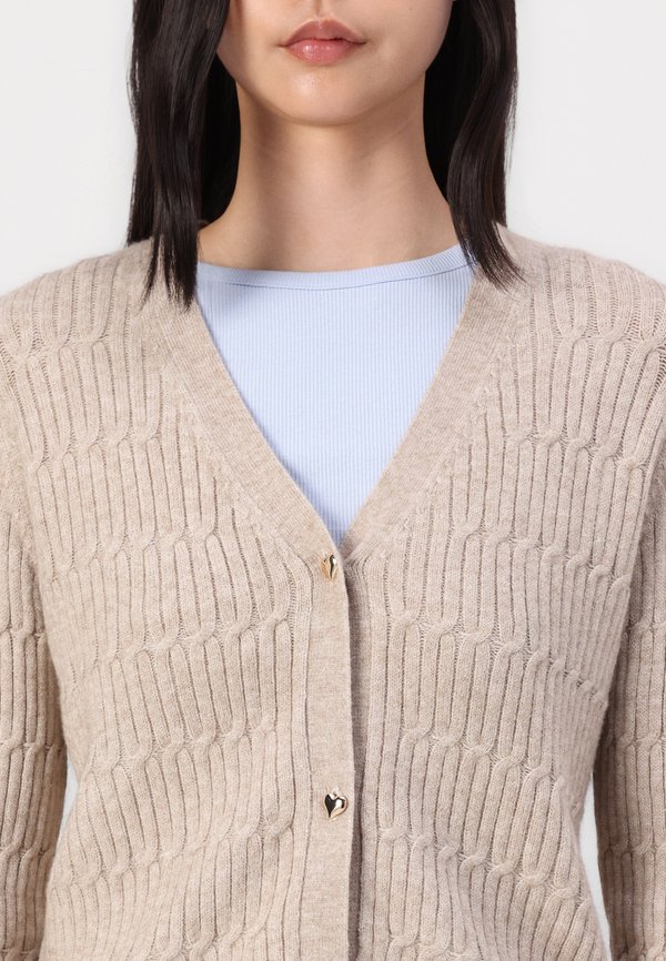 ONLKATIA  CABLE V-NECK NCA - Cardigan - mocha meringue melange4