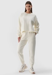 4F - Bluza