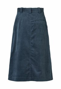 Sötétkék kordbársony szoknya, térdig érő, derékrészen övvel ellátva, függőleges bordázott mintázattal és egyetlen hátsó zsebbel.