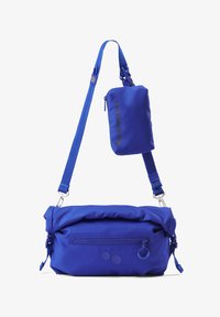 Unausgewählt, ultimate blue