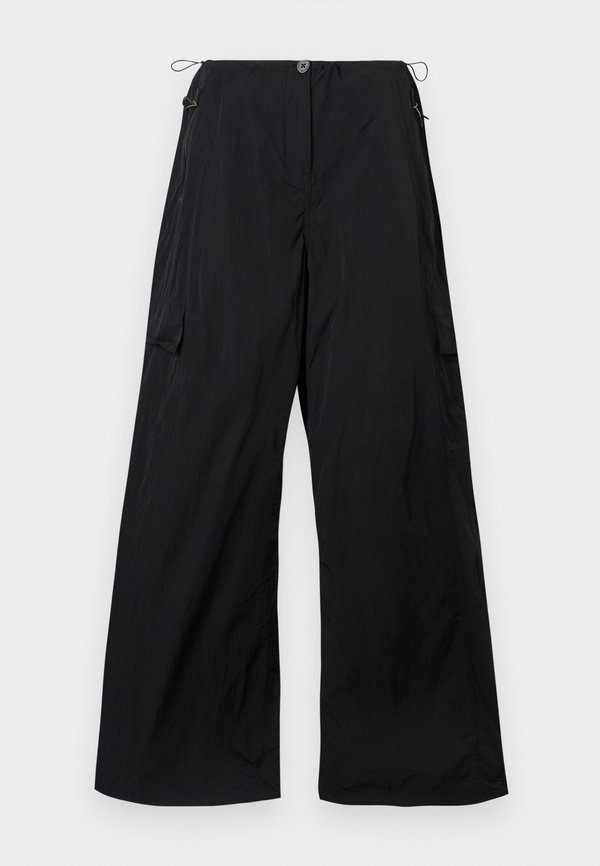 PARACHUTE PANTS - Trousers4