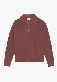 Pull-over en maille côtelée mauve foncé avec manches longues et demi-fermeture éclair argentée au col, avec une petite étiquette de marque à l'intérieur du col.