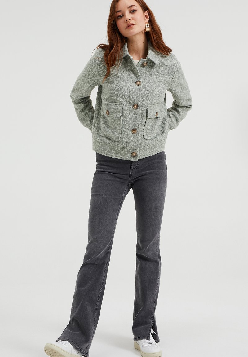 Damen Leichte Jacken | WE Fashion MET KLEPZAKKEN Leichte Jacke green/hellgrün - UI70174 Damen Leichte Jacken | WE Fashion MET KLEPZAKKEN Leichte Jacke green/hellgrün - UI70174
