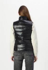 Tommy Jeans ESSENTIAL TAPE VEST - Waistcoat - black