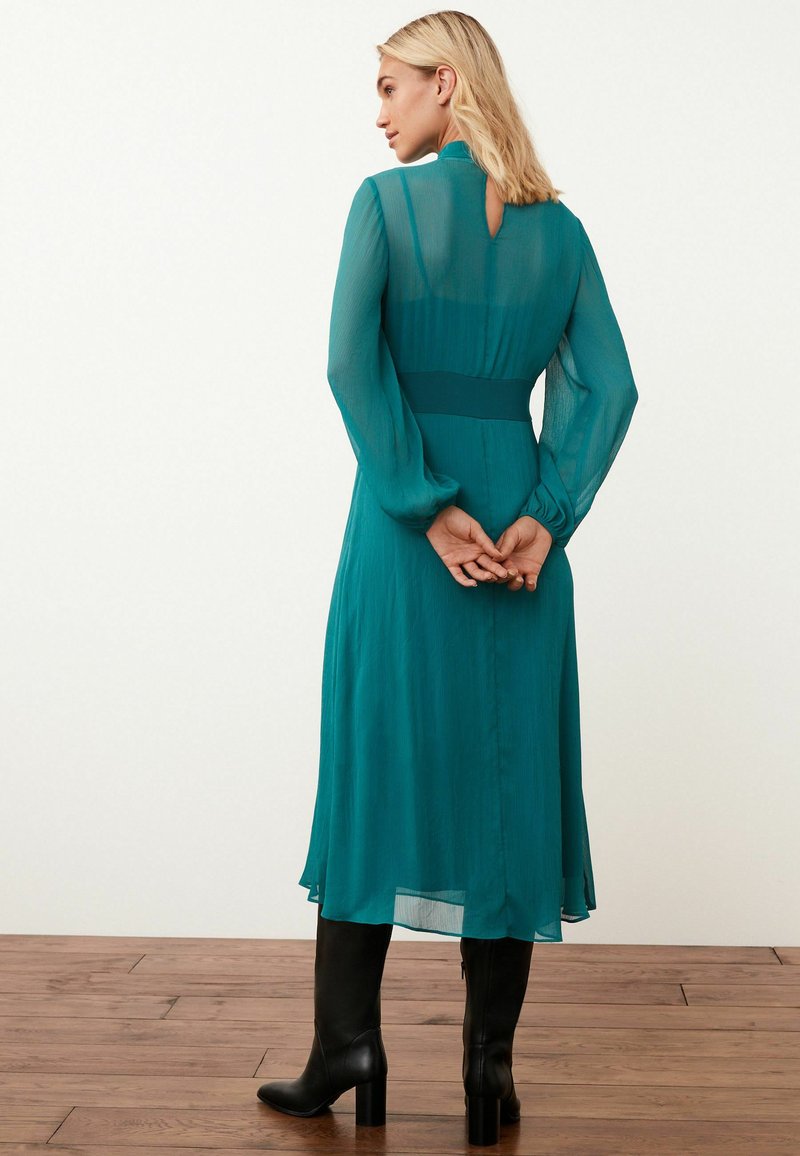 14+ High Neckline Midi Dress