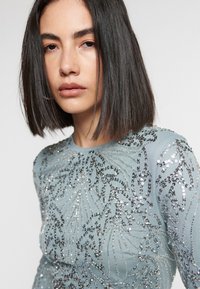 Maryisa EMBELLISHED SEQUINS - Gallakjole - misty grey