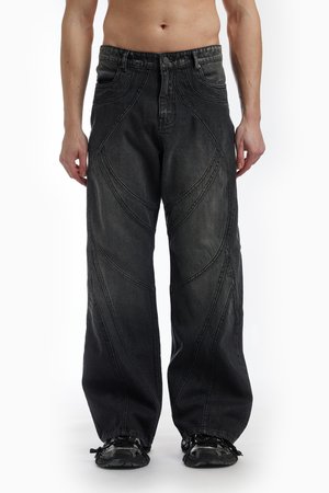 FAVELA FLARED - Loose Jeans - black