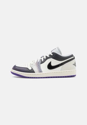 Jordan AIR JORDAN 1 SE  - Sneakers basse - sail/black/cement grey/playful pink/field purple