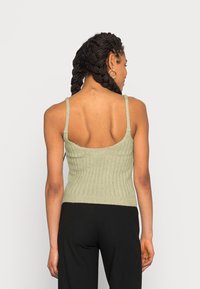 NA-KD SINGLET - Top - moss green