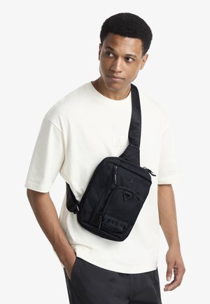 JAM COLLECTORS CROSSBODY BAG - Skulderveske - black
