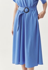 TATUUM Denné šaty - blue
