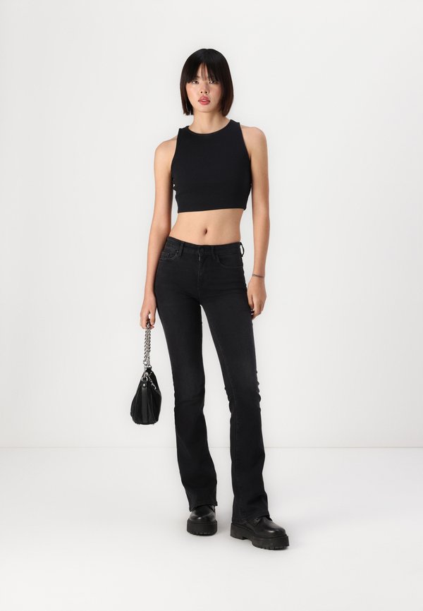 ONLANN  - Flared Jeans4