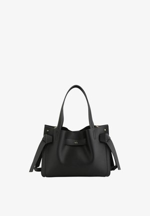 Bolso de mano de cuero negro texturizado con dos asas superiores, correas laterales y un pequeño logo dorado en el centro frontal.