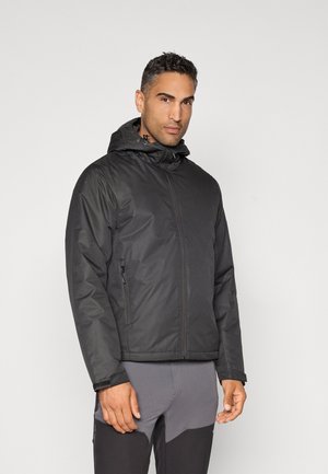 Czarna kurtka z kapturem, z zamkiem błyskawicznym z przodu, wykonana z gładkiego, wodoodpornego materiału; ma boczne kieszenie i dopasowany krój.