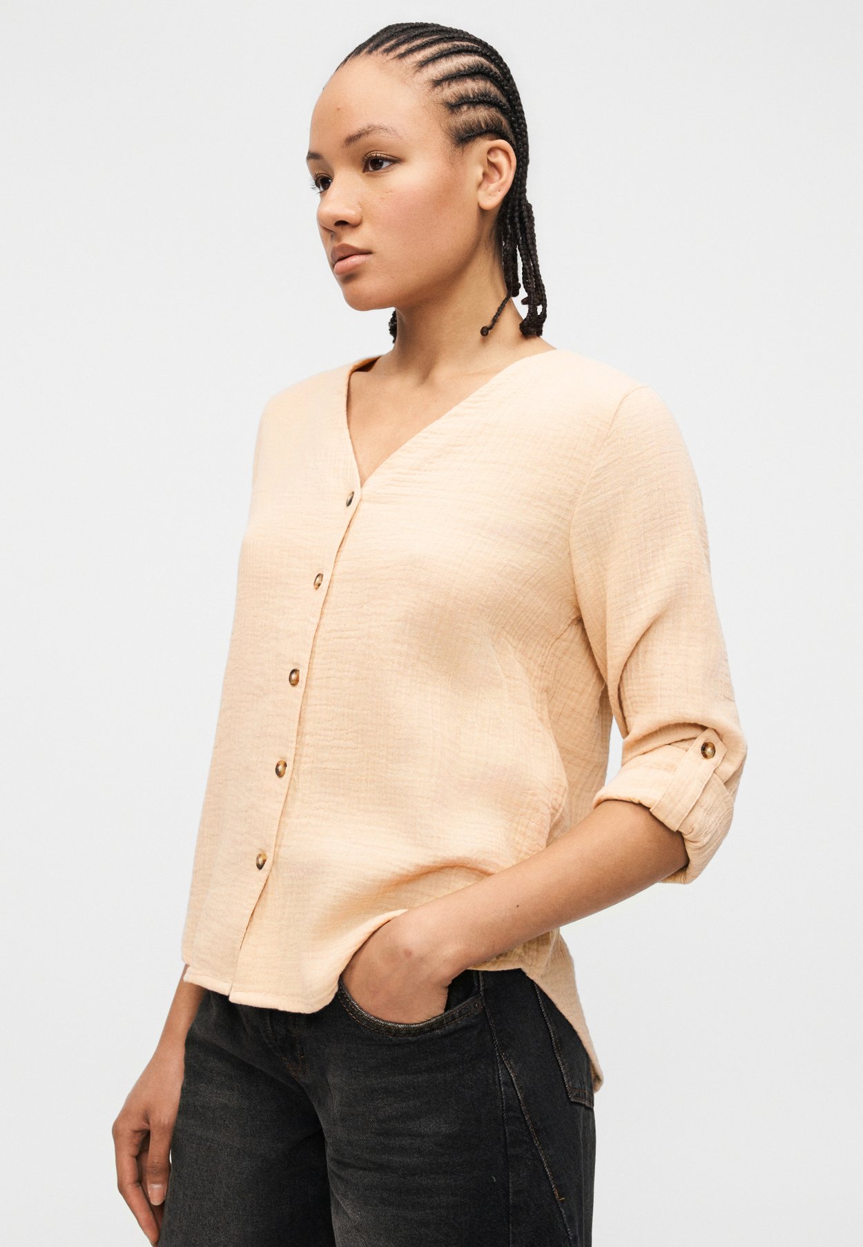 ONLTHYRA LIFE V NECK SHIRT
