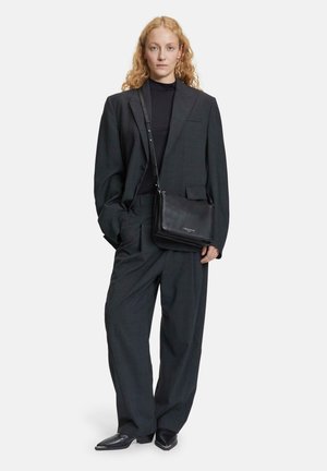 Liebeskind Berlin, NINA CROSSBODY M - Borsa a tracolla - schwarz