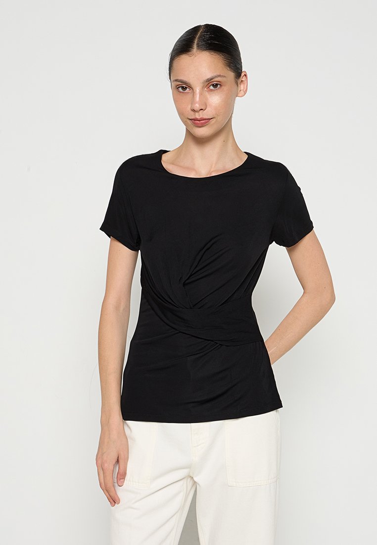 Armani Exchange T-shirt basic zwart