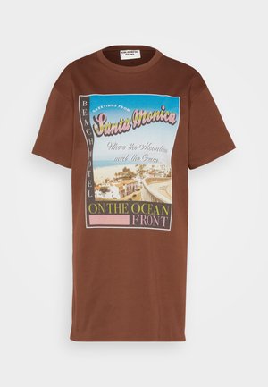 Colourful Rebel SANTA MONICA LOOSEFIT TEE DRESS - Džersio suknelė - brown