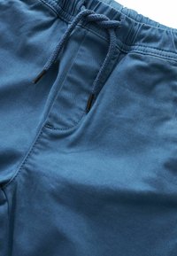 Next PULL-ON - Chinos tipa bikses - blue
