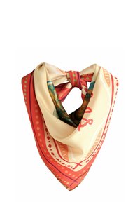 Seidenschal in verschiedenen Orange- und Cremetönen mit geometrischen Mustern und einer geknoteten Mitte. Glatte Textur in quadratischer Form.