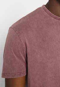 Zign 2 PACK - T-shirt básica - black/bordeaux