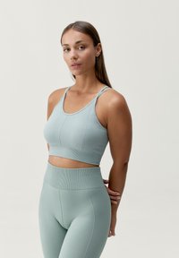 SARVAN - Športni modrček z močno podporo - verde claro