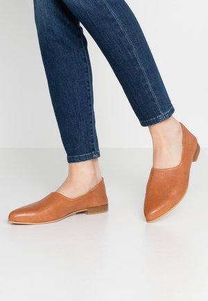 TESSA - Slip-ons - cognac