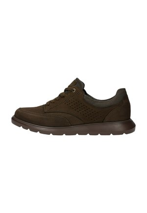 Brauner lässiger Herrenschnürschuh mit perforierten Seitenpaneelen und dicker Gummisohle, von der rechten Seite gezeigt.