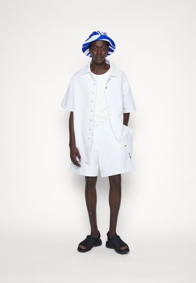 Nikolaj Storm SUAREZITO UNISEX - Hemdbluse - white