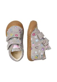 Scarpe floreali grigie con due cinturini regolabili in velcro, suole in gomma e rivestimento interno morbido. Presentano accenti rosa e verdi.