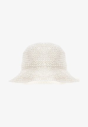 Sombrero tipo bucket blanco tejido a ganchillo con un diseño texturizado y de tejido abierto, y un ala ligeramente acampanada.