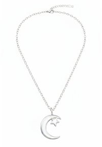 Zilveren ketting met hanger in de vorm van een maansikkel met een ster, verbonden door een ketting met afgeronde schakels en een sluiting.