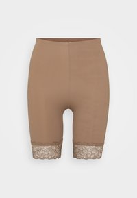 Unselected, brown lentil